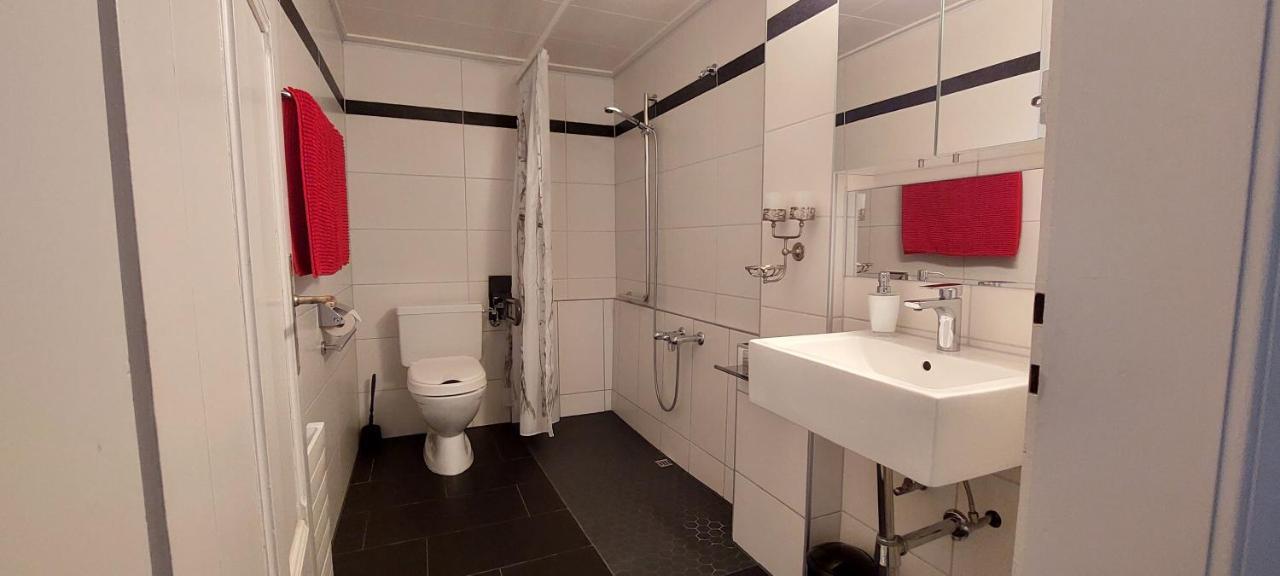 Interlaken Town House Sleeps 12 Guests Central Luaran gambar
